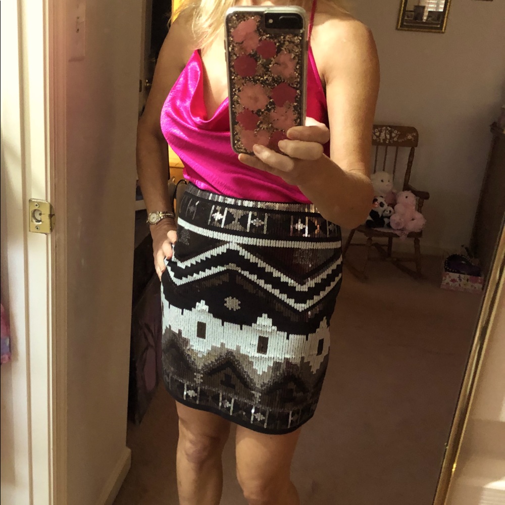 Express Sequined Party Skirt !